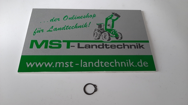 Sicherungsring für die Welle, sitzt vor dem Kugellager