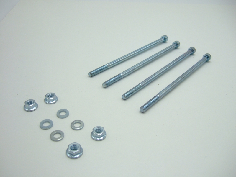 4 lange Schrauben mit U-Scheiben und Muttern für die Flanschung von 2 Ventilen 6/2 Wege zu 8/3 Wege