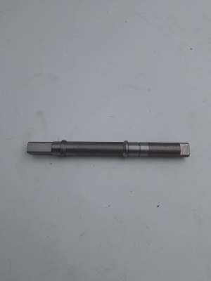 Schneckenradwelle für Seitenabtriebsflansch AS 21 1/4T B&S Kawasaki 4T Comfort und E